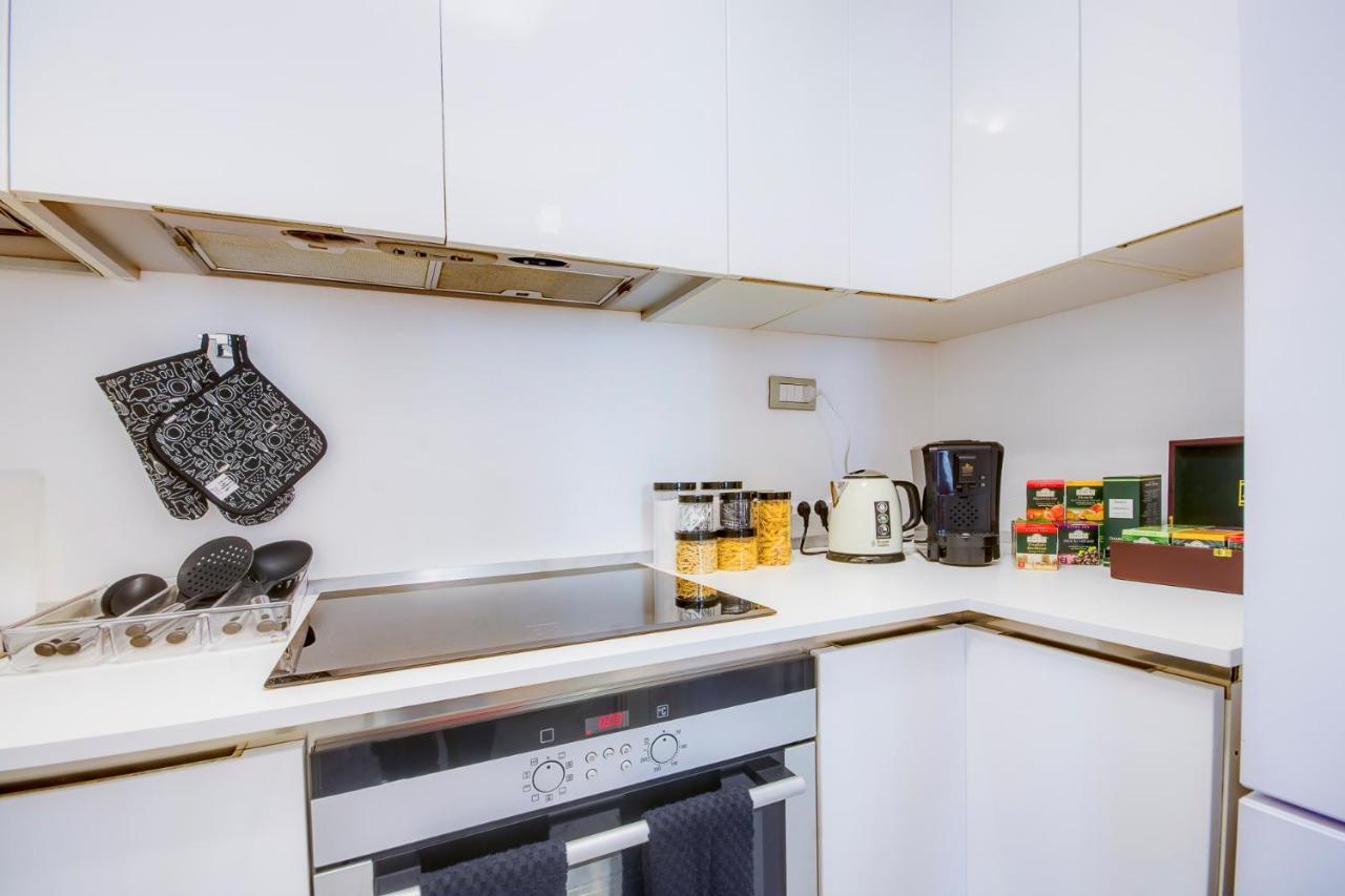 Right House - Characteristic Marina District Apartment Cagliari Bagian luar foto