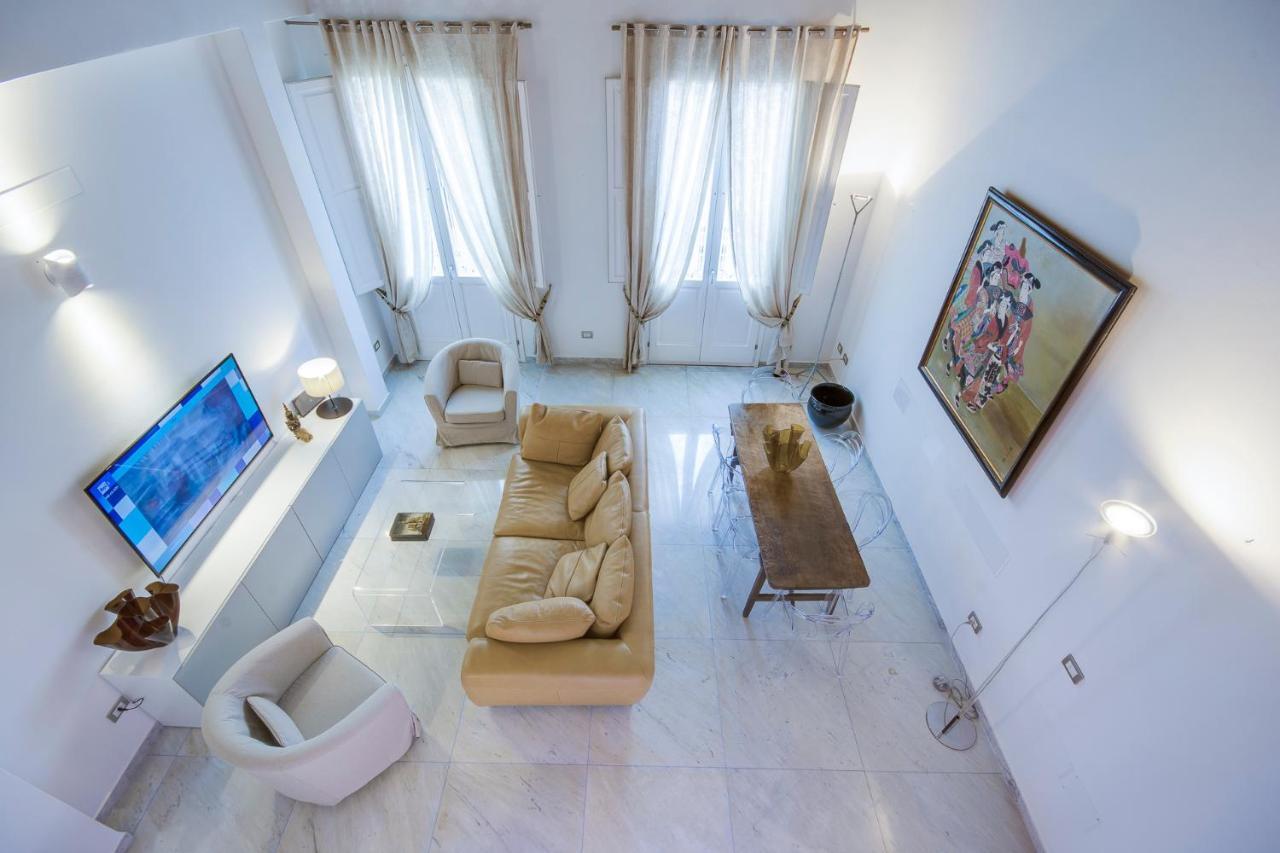 Right House - Characteristic Marina District Apartment Cagliari Bagian luar foto